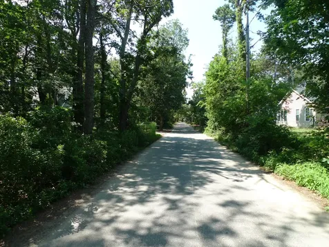 54 Towanticut Avenue Oak Bluffs MA 02557