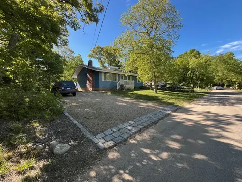 54 Towanticut Avenue Oak Bluffs MA 02557