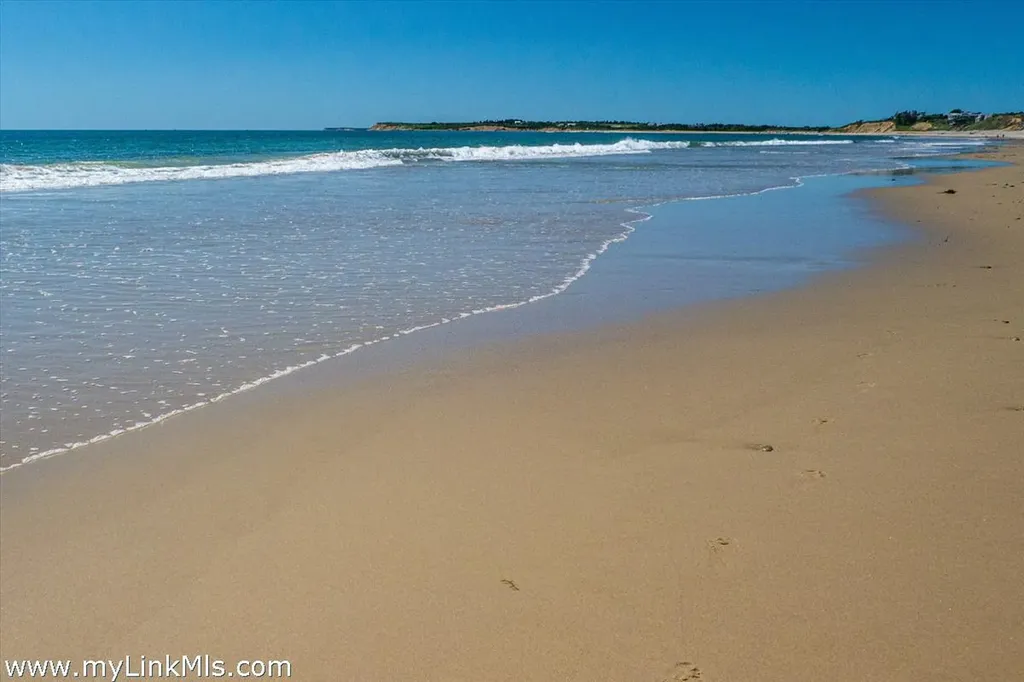 4 Cedar Lane Chilmark MA 02535