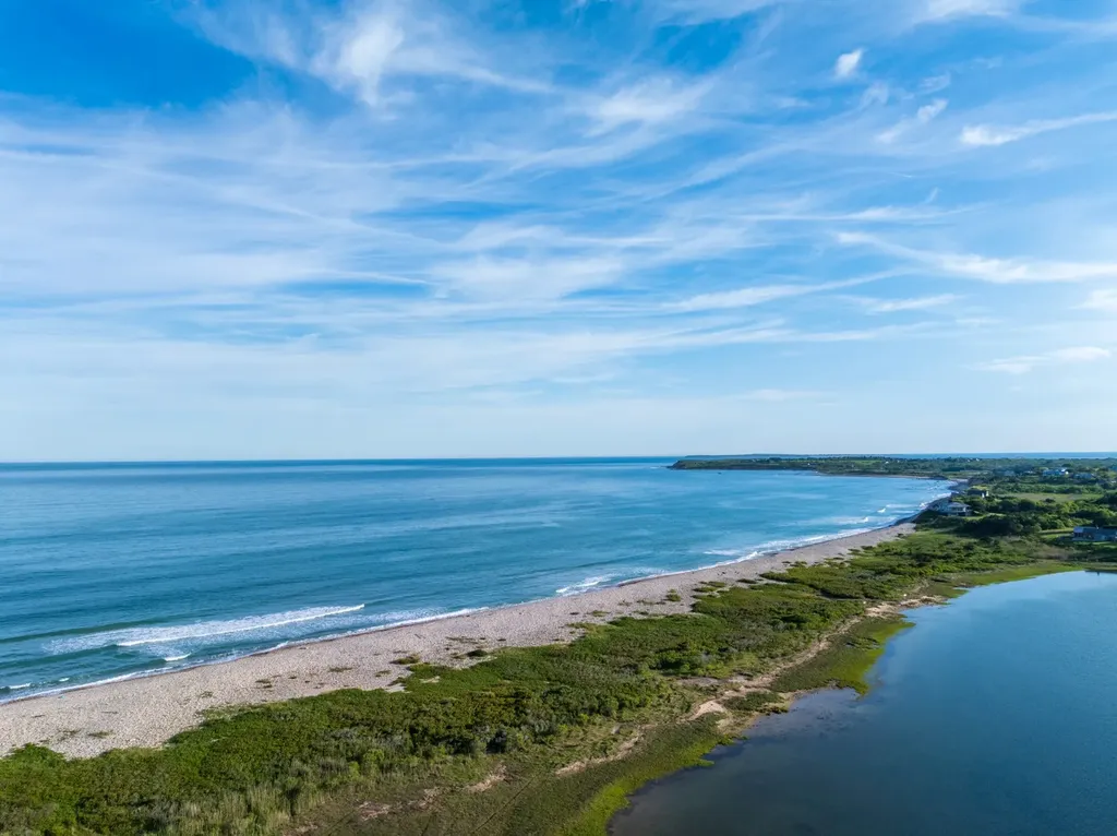 4 Cedar Lane Chilmark MA 02535