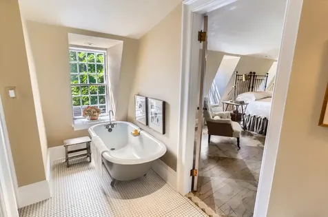 180 Pilot Hill Farm Road Vineyard Haven MA 02568