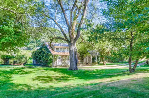 180 Pilot Hill Farm Road Vineyard Haven MA 02568