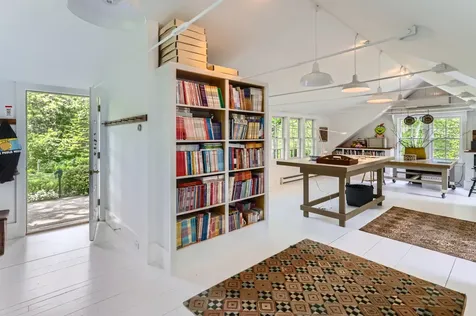 180 Pilot Hill Farm Road Vineyard Haven MA 02568