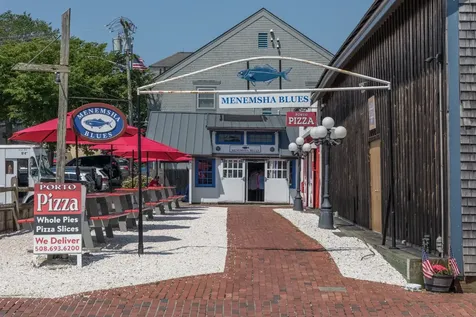 124 Skiff Avenue Vineyard Haven MA 02568