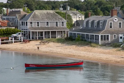 124 Skiff Avenue Vineyard Haven MA 02568