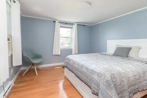 124 Skiff Avenue Vineyard Haven MA 02568