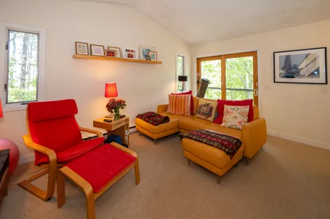 26 Box Turtle Lane Oak Bluffs MA 02557