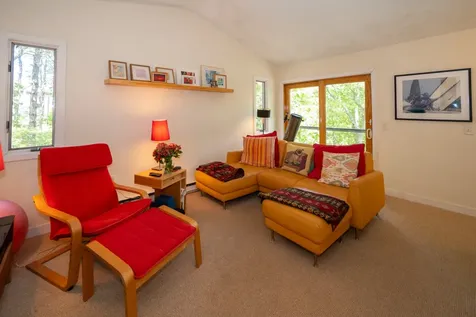 26 Box Turtle Lane Oak Bluffs MA 02557