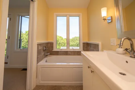 26 Box Turtle Lane Oak Bluffs MA 02557