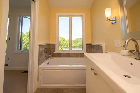 26 Box Turtle Lane Oak Bluffs MA 02557