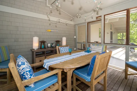 26 Box Turtle Lane Oak Bluffs MA 02557