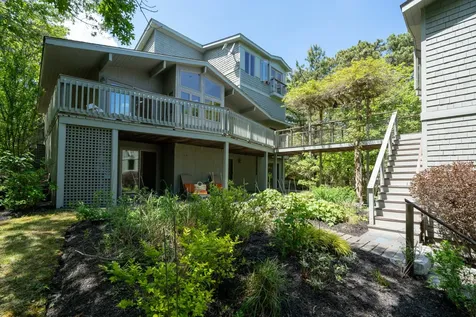 26 Box Turtle Lane Oak Bluffs MA 02557