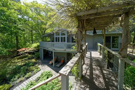 26 Box Turtle Lane Oak Bluffs MA 02557