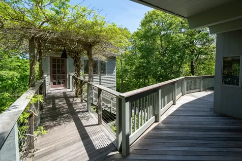 26 Box Turtle Lane Oak Bluffs MA 02557