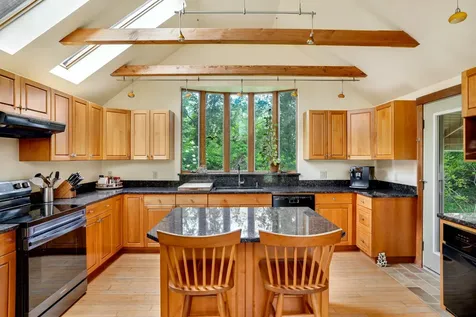 174 Middle Road Chilmark MA 02539