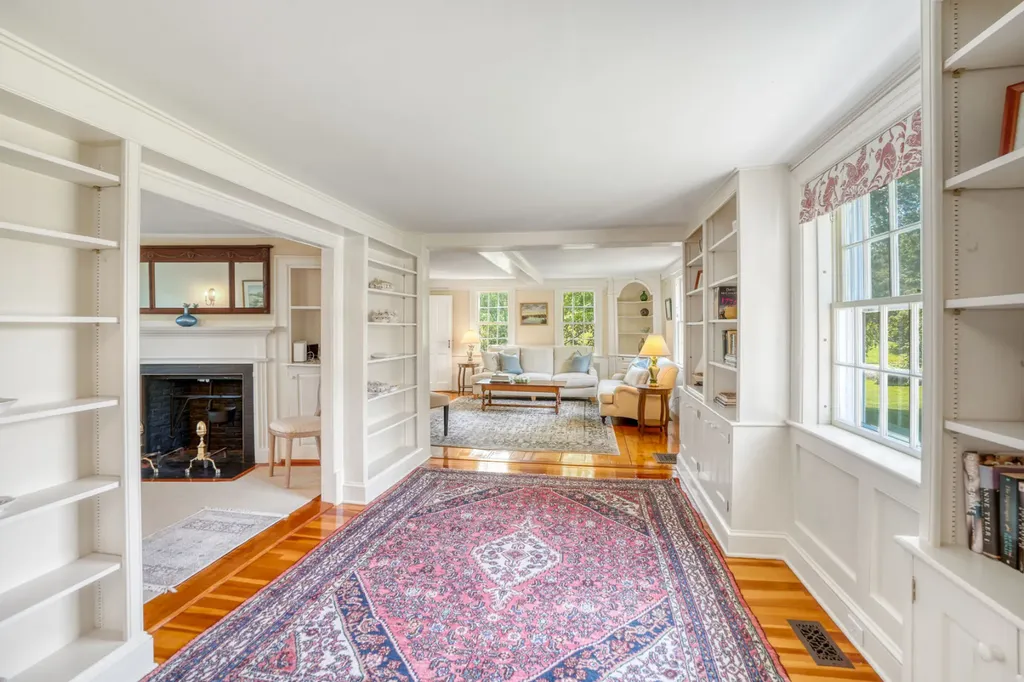 31 Lamberts Cove Road & 0 Plum Cove Road Vineyard Haven MA 02568