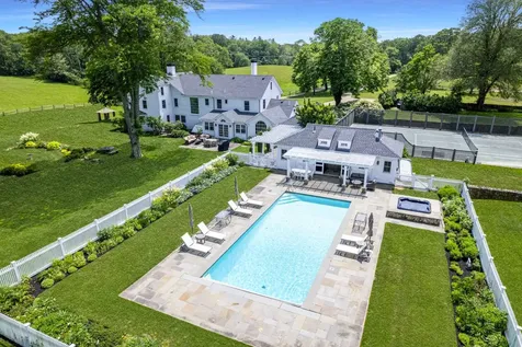 31 Lamberts Cove Road & 0 Plum Cove Road Vineyard Haven MA 02568