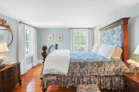 31 Lamberts Cove Road & 0 Plum Cove Road Vineyard Haven MA 02568