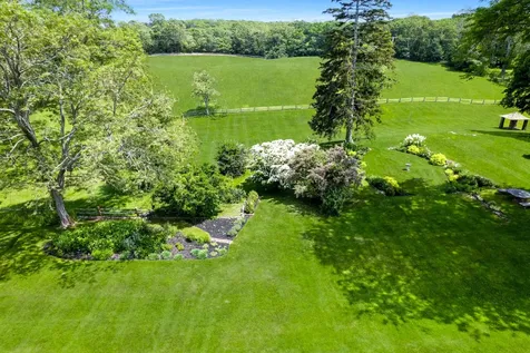 31 Lamberts Cove Road & 0 Plum Cove Road Vineyard Haven MA 02568