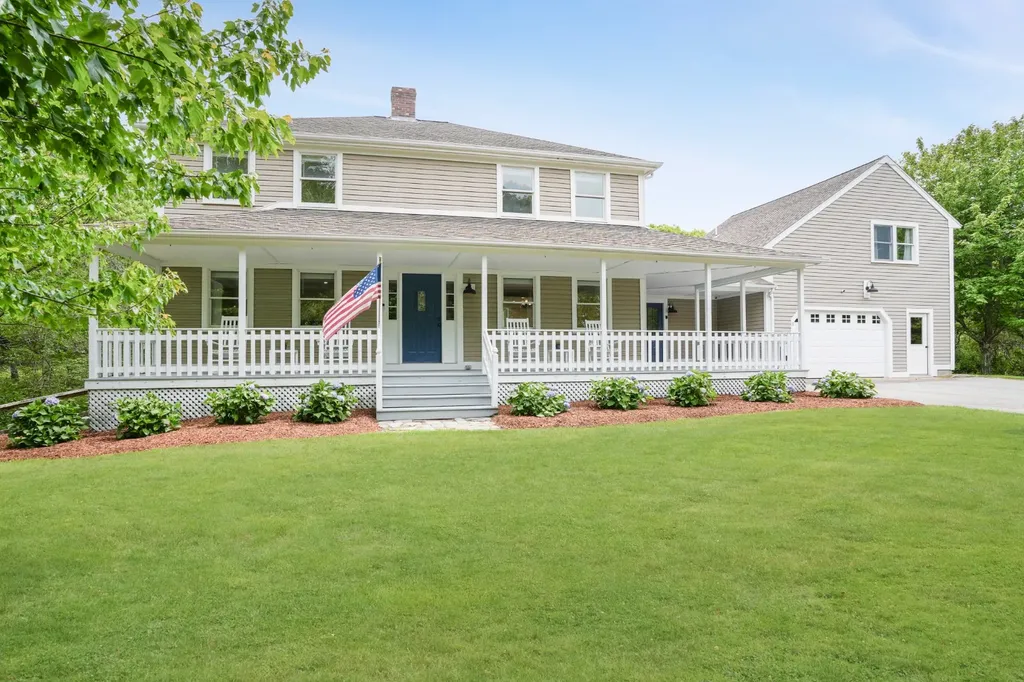11 Huckleberry Hill Lane Edgartown MA 02539