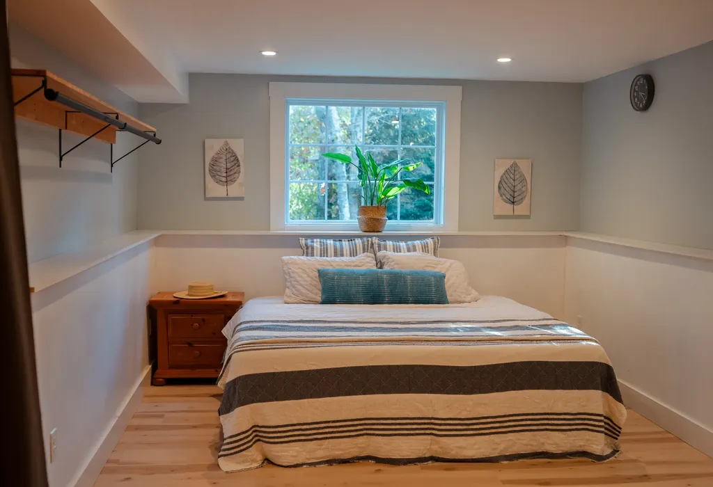 208 Irenes Way Vineyard Haven MA 02568