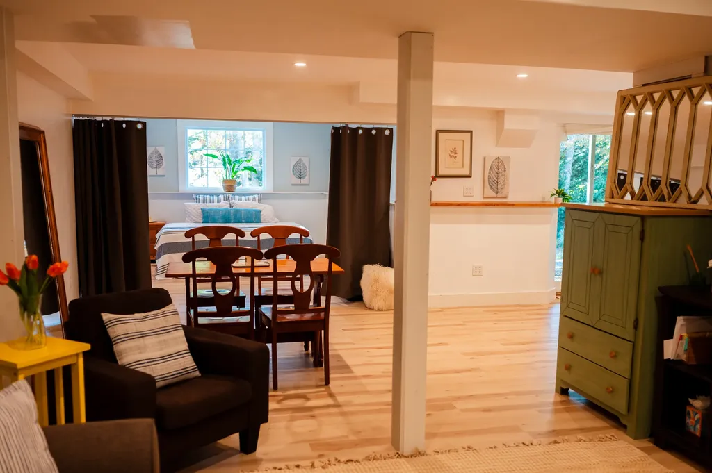 208 Irenes Way Vineyard Haven MA 02568