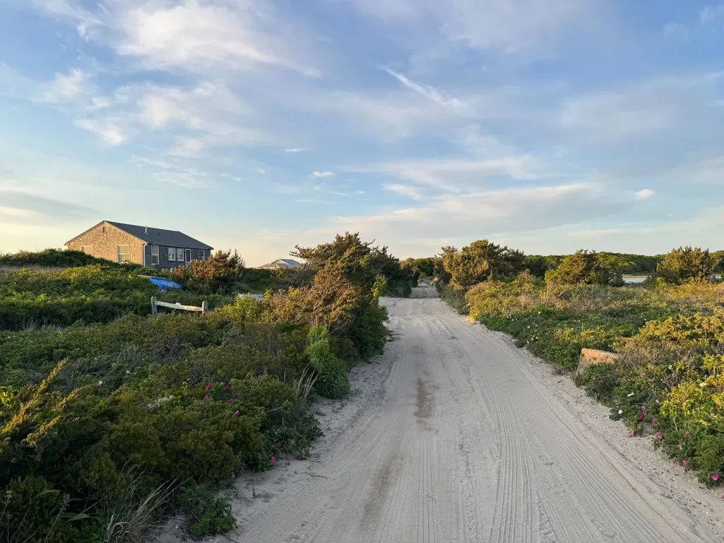 208 Irenes Way Vineyard Haven MA 02568