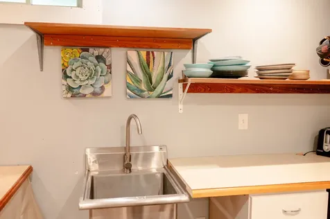 208 Irenes Way Vineyard Haven MA 02568