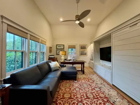 60 Meetinghouse Road Chilmark MA 02535