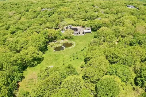 60 Meetinghouse Road Chilmark MA 02535