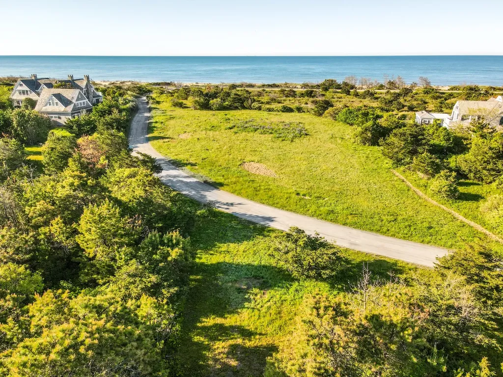 5 Atlantic Drive Edgartown MA 02539