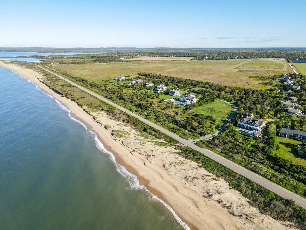 5 Atlantic Drive Edgartown MA 02539