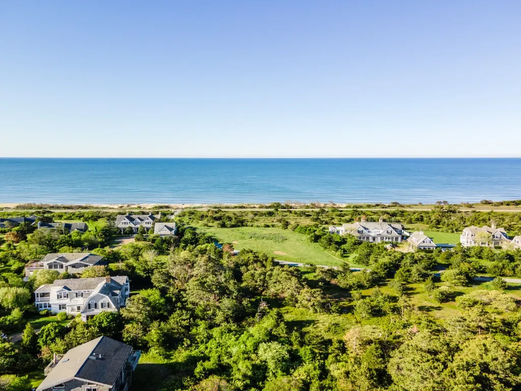 5 Atlantic Drive Edgartown MA 02539