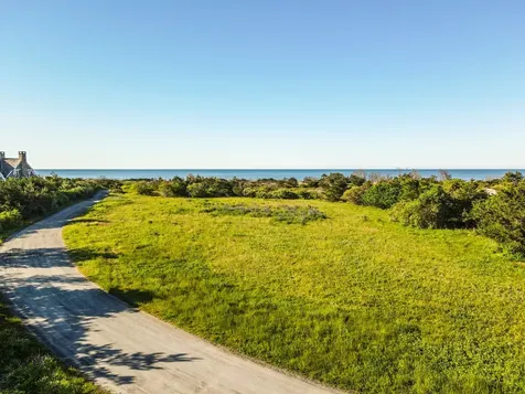 5 Atlantic Drive Edgartown MA 02539