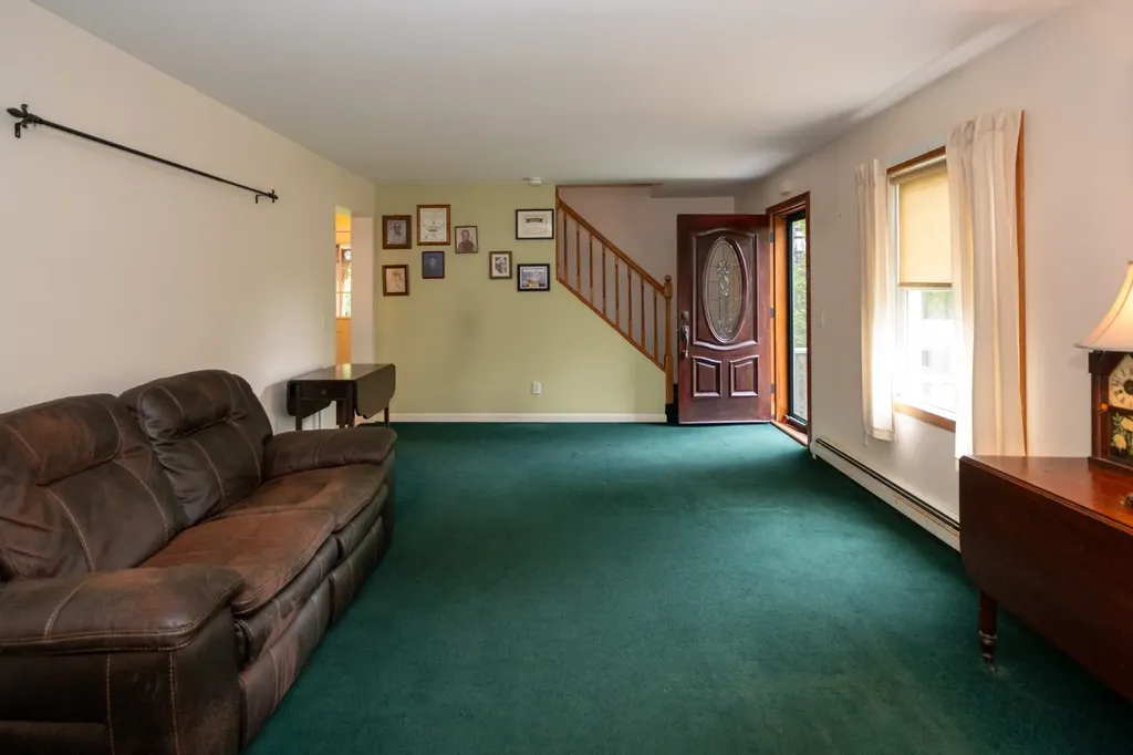 11 Onondaga Avenue Oak Bluffs MA 02557