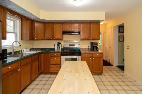 11 Onondaga Avenue Oak Bluffs MA 02557