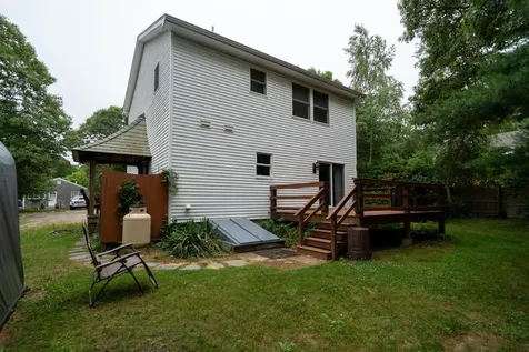 11 Onondaga Avenue Oak Bluffs MA 02557