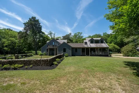 15 Tamarack Lane Oak Bluffs MA 02557