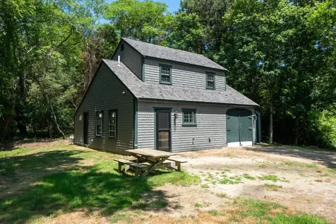 15 Tamarack Lane Oak Bluffs MA 02557