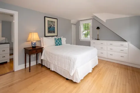 15 Tamarack Lane Oak Bluffs MA 02557