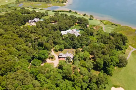 15 Tamarack Lane Oak Bluffs MA 02557