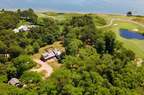 15 Tamarack Lane Oak Bluffs MA 02557