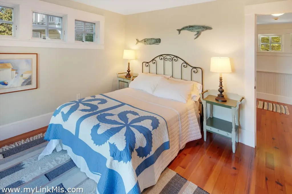 94 Menemsha Inn Road Chilmark MA 02535