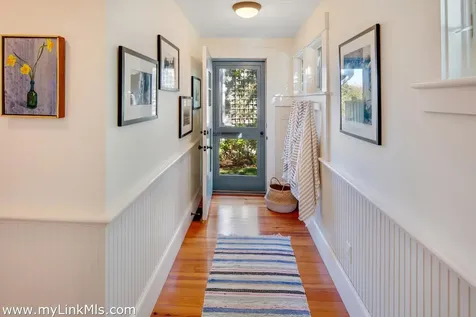 94 Menemsha Inn Road Chilmark MA 02535