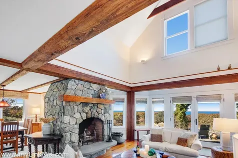 94 Menemsha Inn Road Chilmark MA 02535