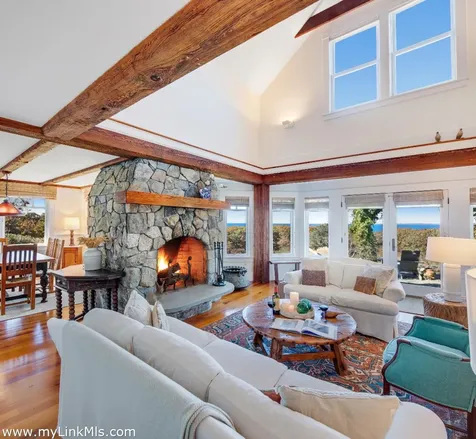 94 Menemsha Inn Road Chilmark MA 02535