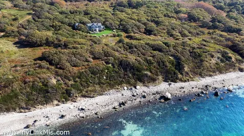 94 Menemsha Inn Road Chilmark MA 02535