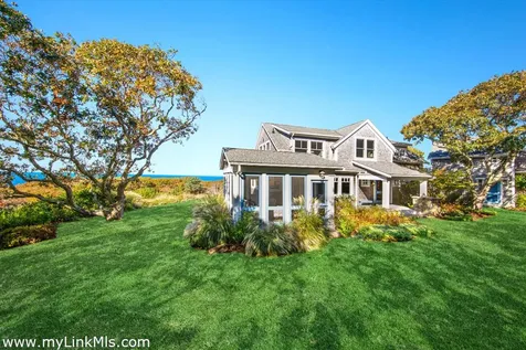 94 Menemsha Inn Road Chilmark MA 02535