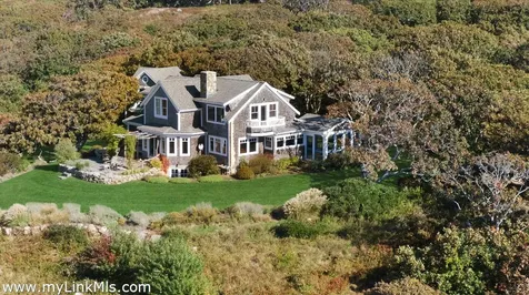 94 Menemsha Inn Road Chilmark MA 02535