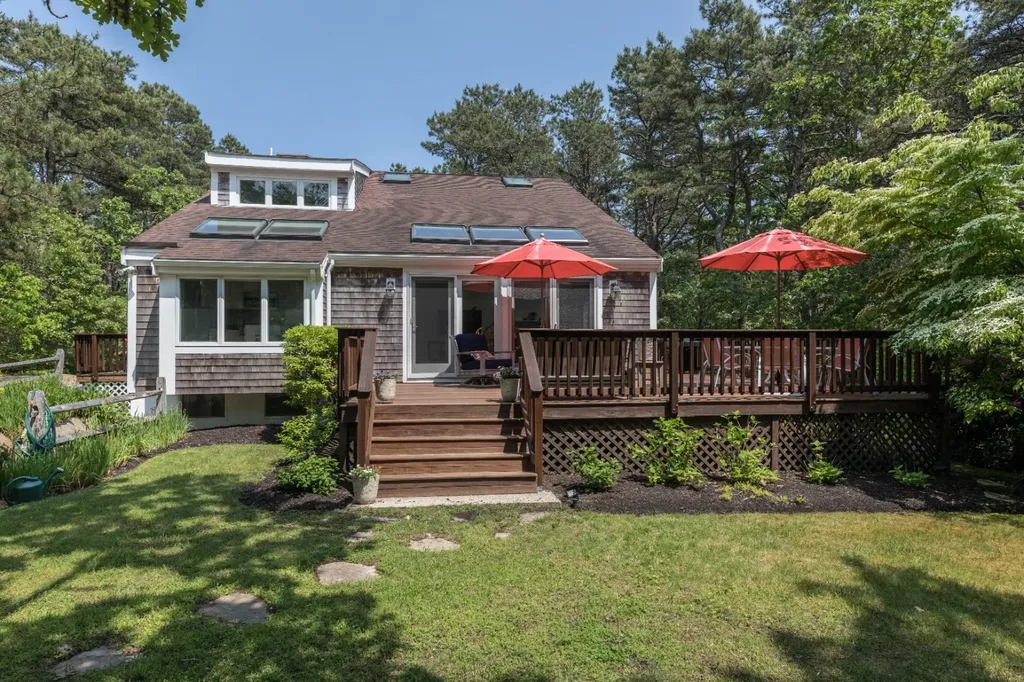 234 Vineyard Meadow Farms Road West Tisbury MA 02575